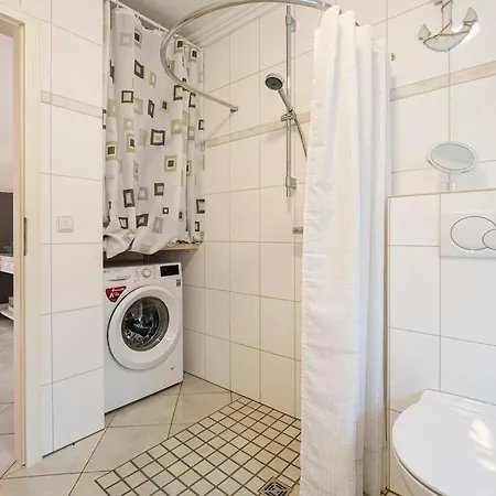 One-bedroom Semesterbostad